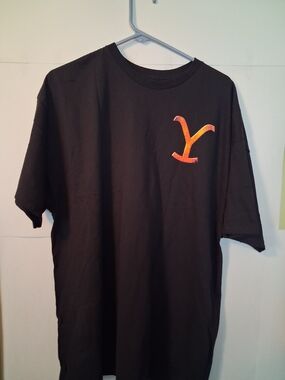 Men's Black Short-Sleeve Tee with Orange-Y Chest Emblem